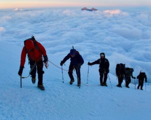 Klättra Chimborazo+Cotopaxi med Adventure Lovers